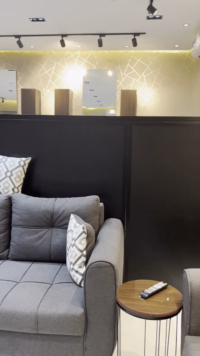 مشر صالون حلاقة MSHR Men Salon