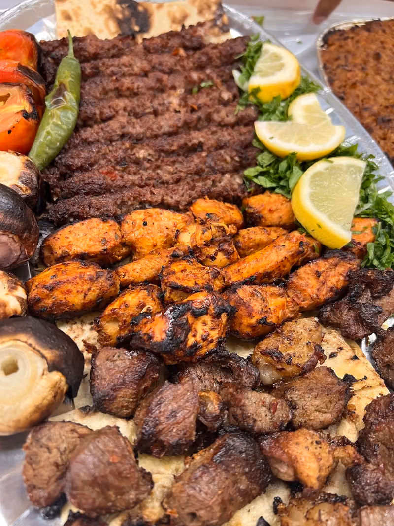 مشويات ايادينا فرع المعالي
