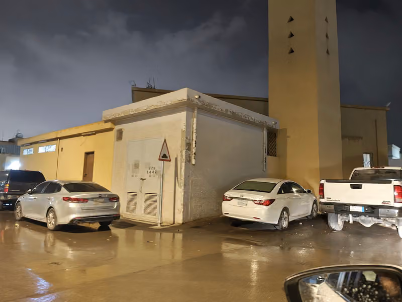 مسجد آل مترك بحي ديراب