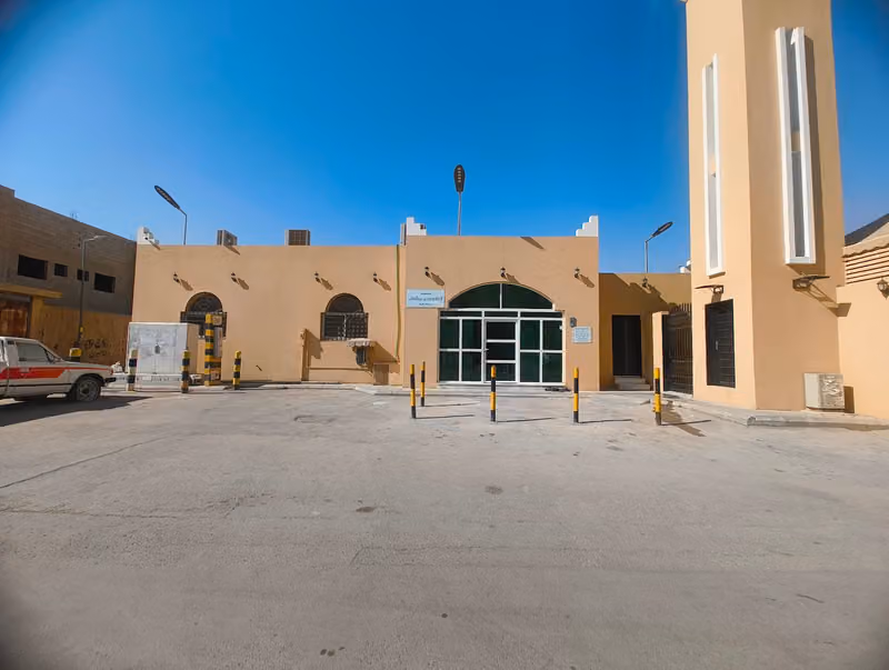 مسجد الإمام محمد بن عبدالوهاب رحمه الله.