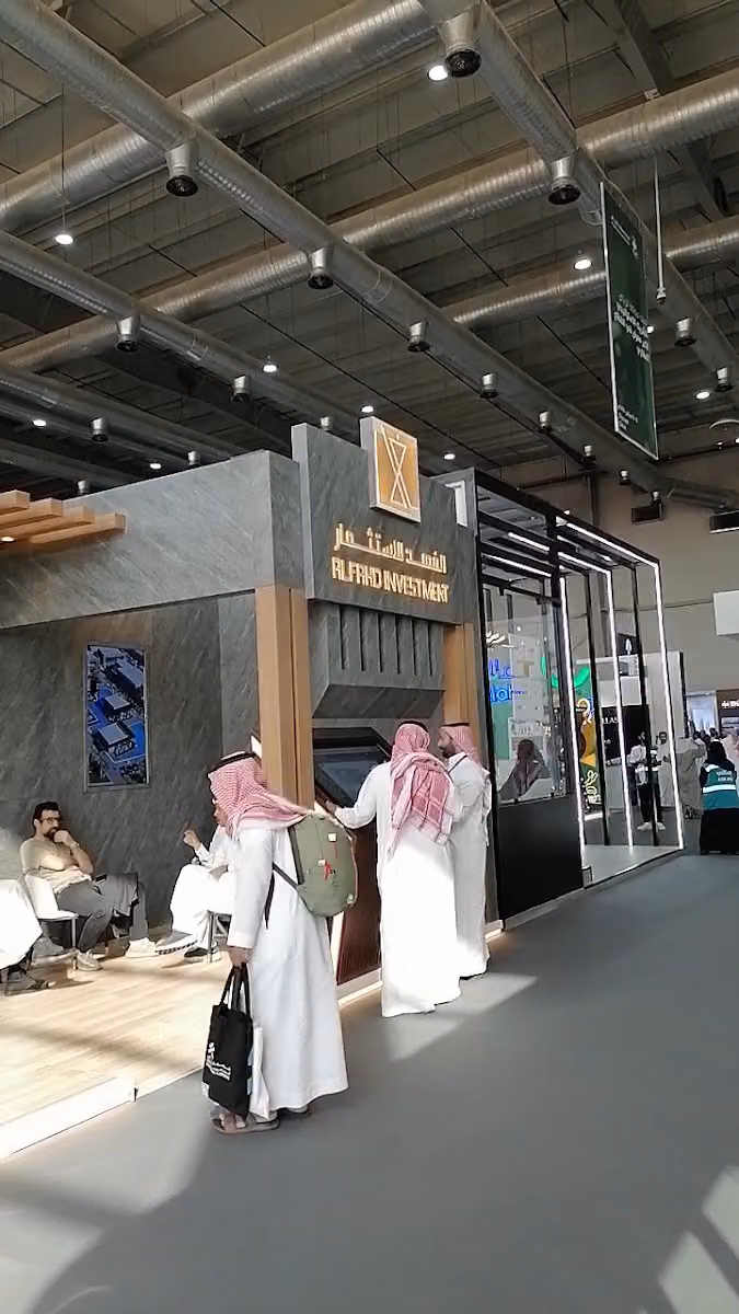 مصنع فكرة حديثة للصناعة