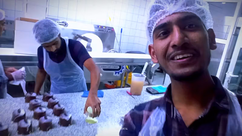 مصنع خطاب للحلويات