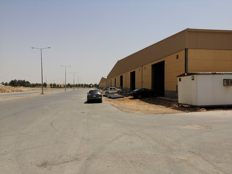 مستودعات عجلان وإخوانه بالشفا