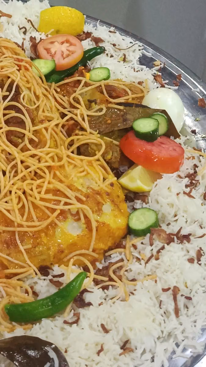 مطاعم المئوية