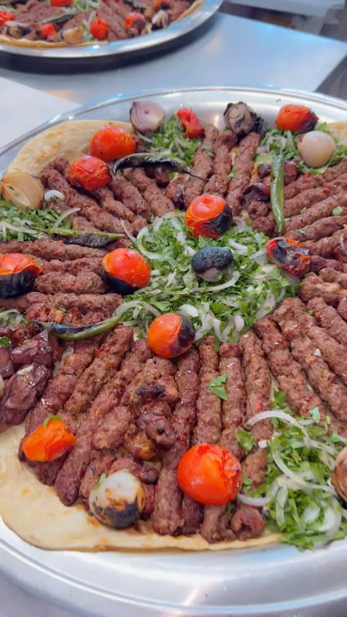 مطاعم الروضة للمشويات