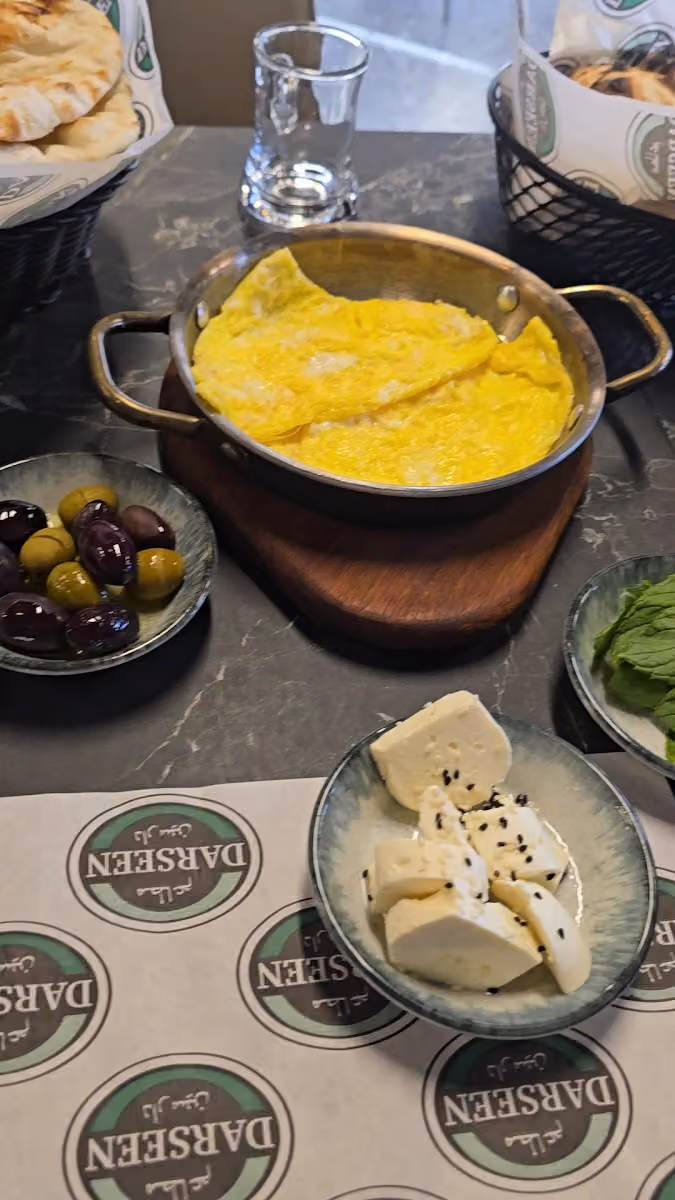 مطاعم دارسين