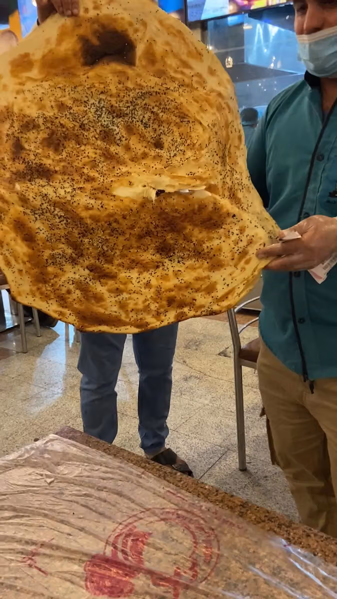 Dhawahi Altaif Restaurant