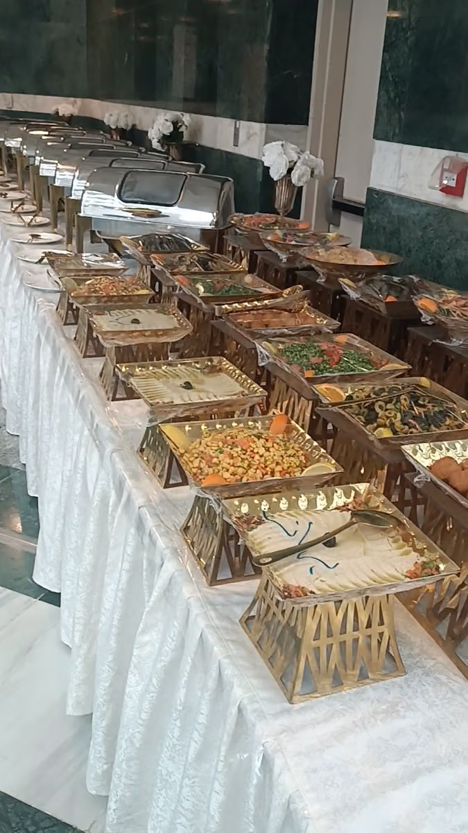 مطاعم ليالي العمر للبوفيهات المفتوحة والكوفي بريك والأسناك