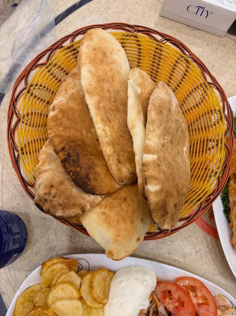 مطاعم مأكولات الرابية