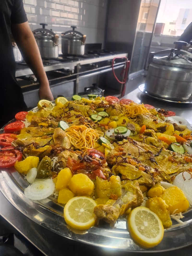 مطاعم مندي العائلة