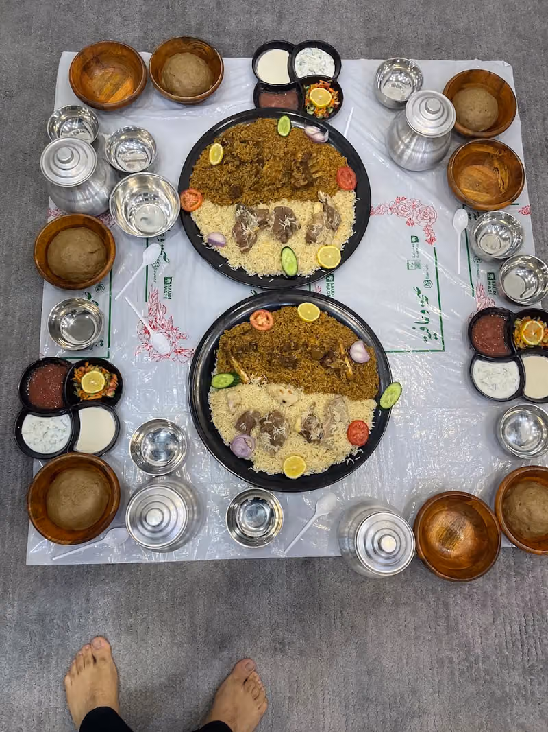 مطاعم مرق ولحم