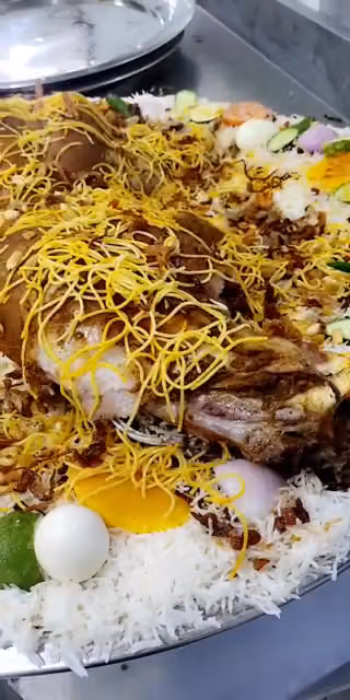 مطاعم مثلوثة الرياض
