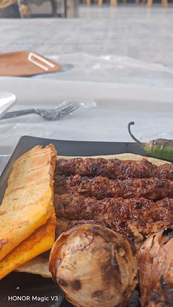 مطاعم روافد بغداد للمشويات