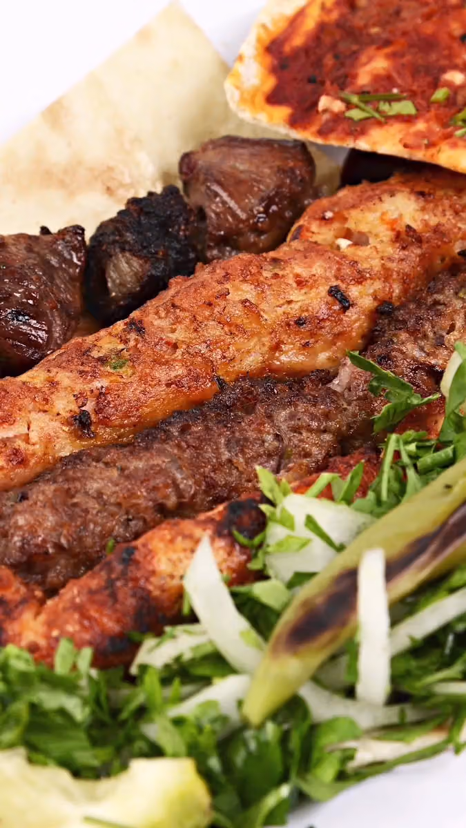 مطاعم روافد بغداد للمشويات