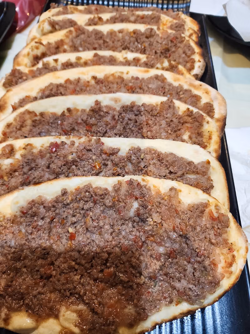 مطاعم ساروجة