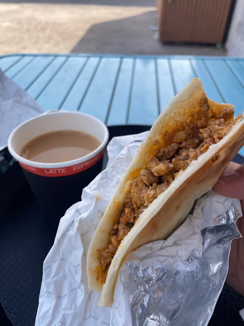 مطاعم سندوسه