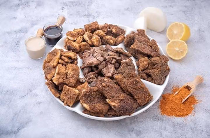 مطاعم سيرية لحم لتقديم الوجبات