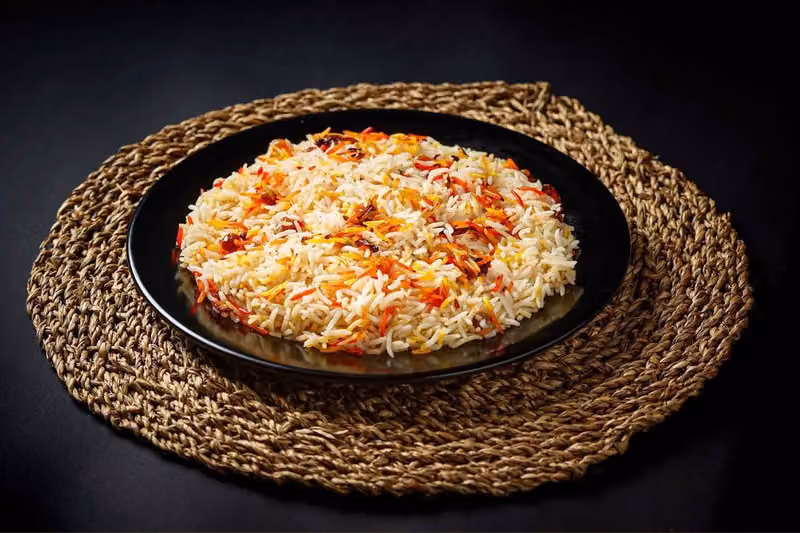 مطاعم تاج الرؤية البخاري ( فرع الثمامه )
