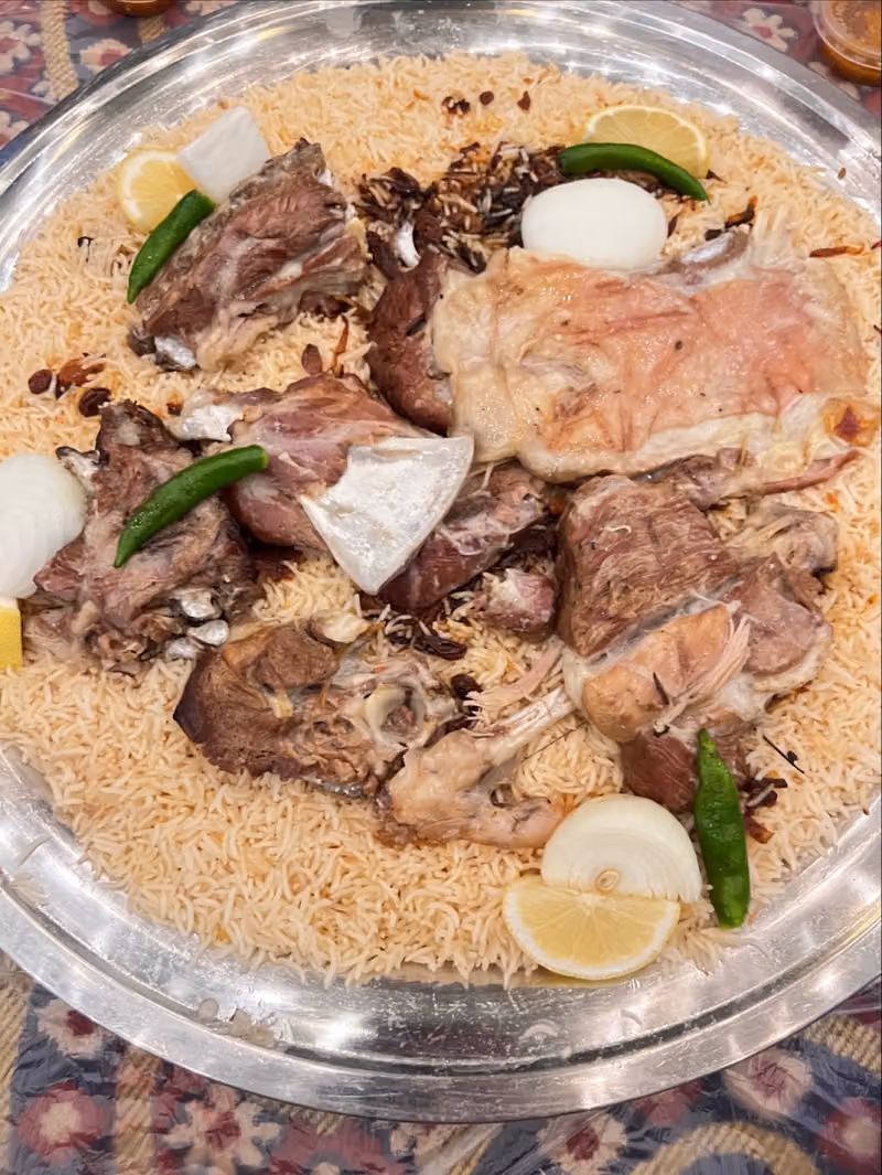 مطاعم ومقهى أوقات سعيدة