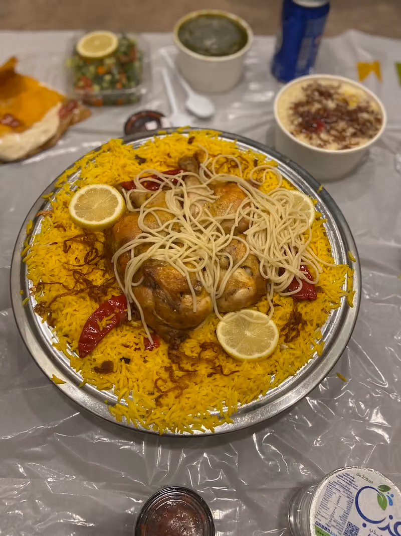 مطاعم ومطابخ الذهبي