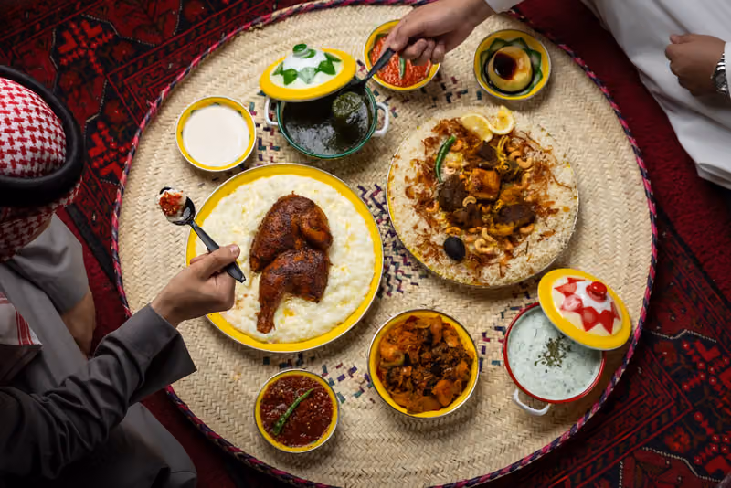 مطاعم ومطابخ النفود