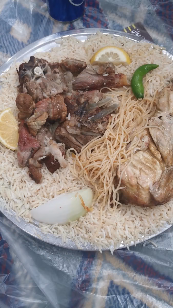 مطاعم ومطابخ حنيذ الرواد