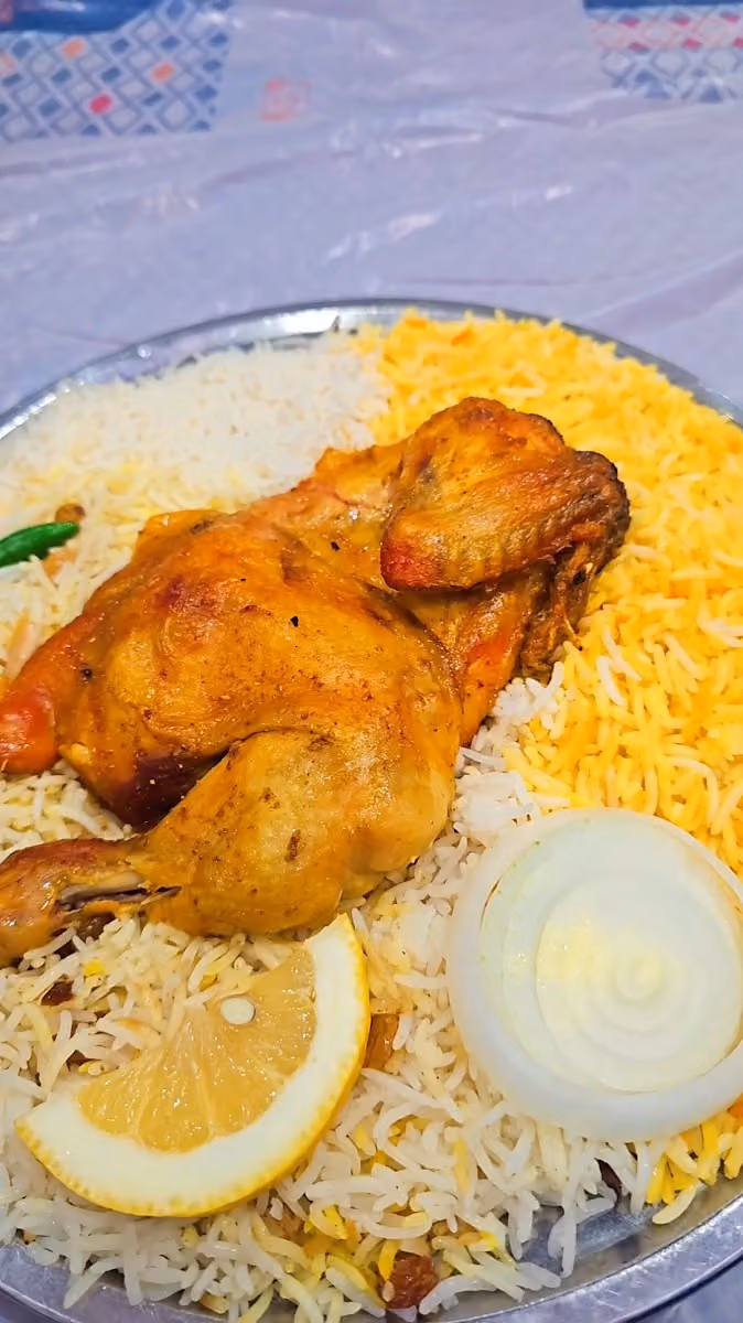 مطاعم ومطابخ قمة العارض