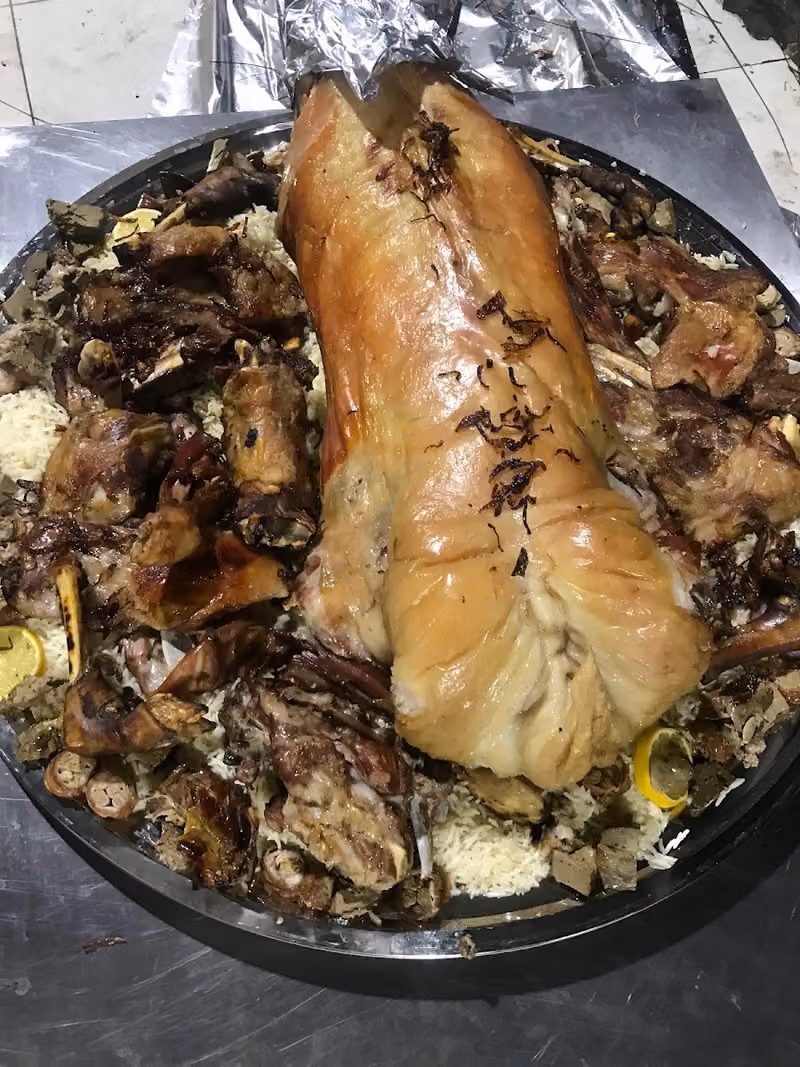 مطابخ حنيذ زمان للولائم