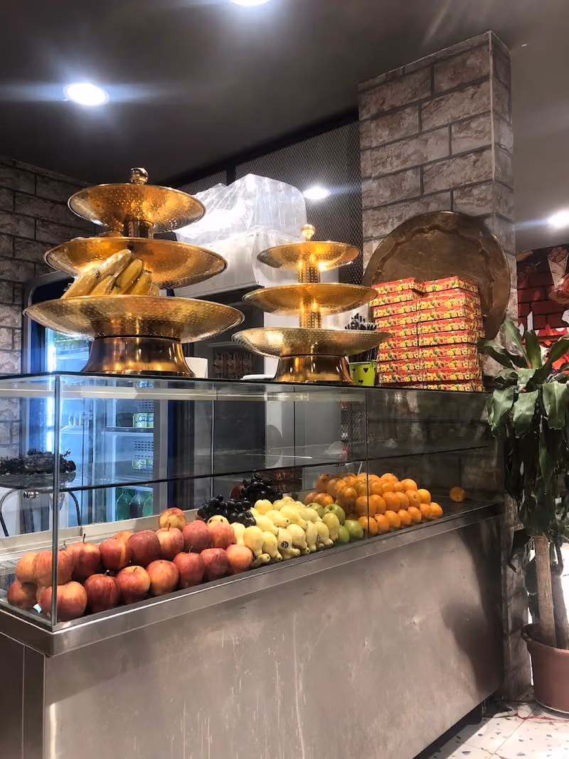 مطعم عبق الكباب لتقديم الوجبات