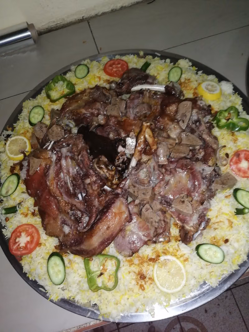 مطعم أبورحاب للحنيذ