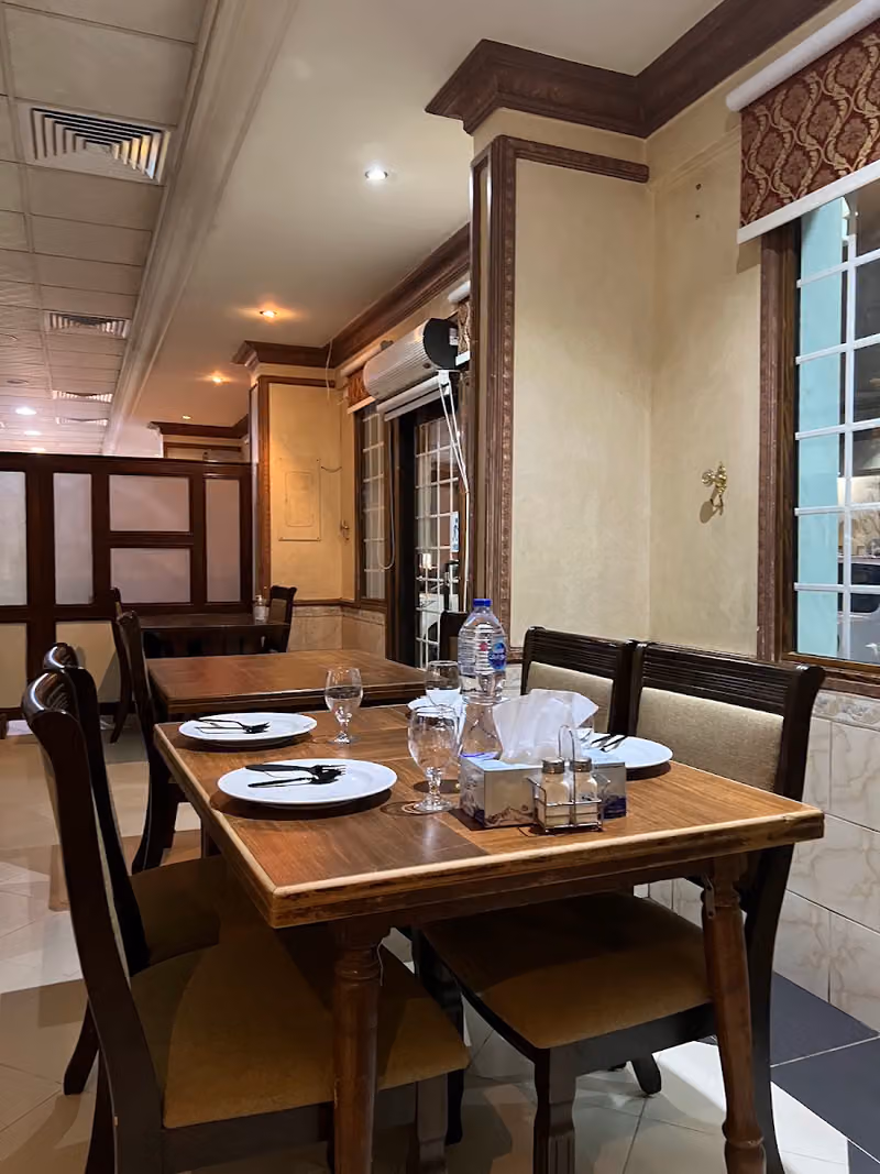 مطعم افاق النورس