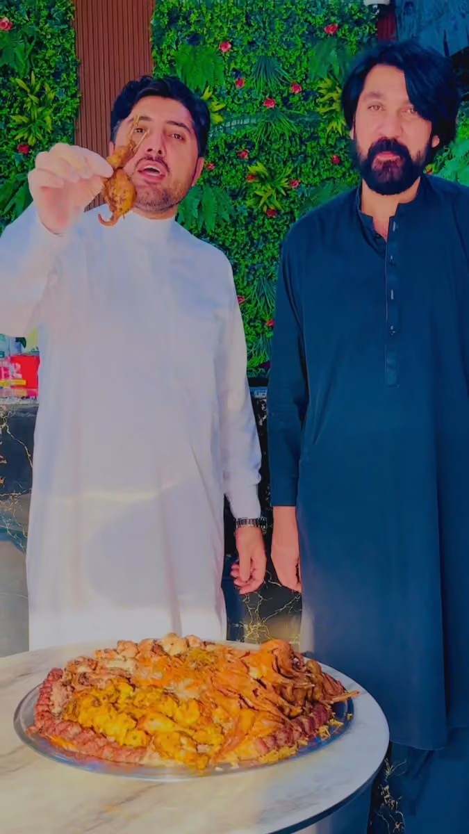 مطعم افغان شنواري خان البخاري
