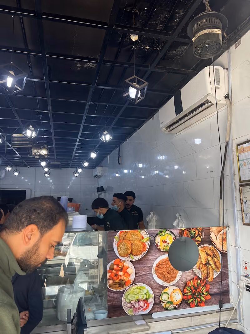 مطعم اكل الزعيم مصري