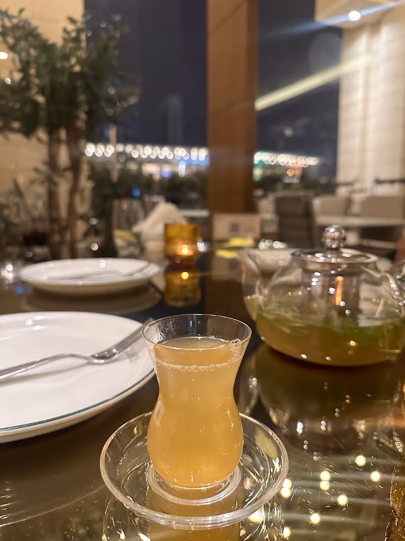 مطعم اكليل لبنان