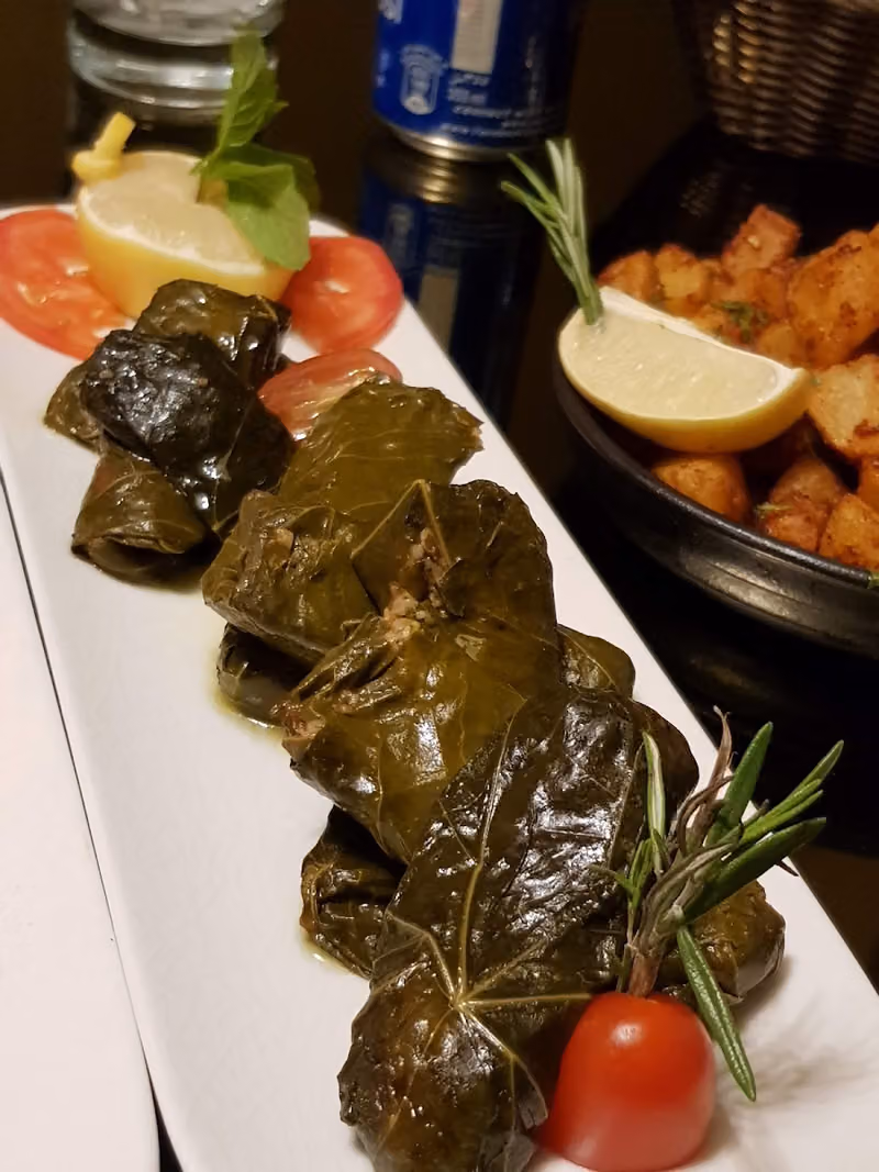 مطعم اكليل لبنان