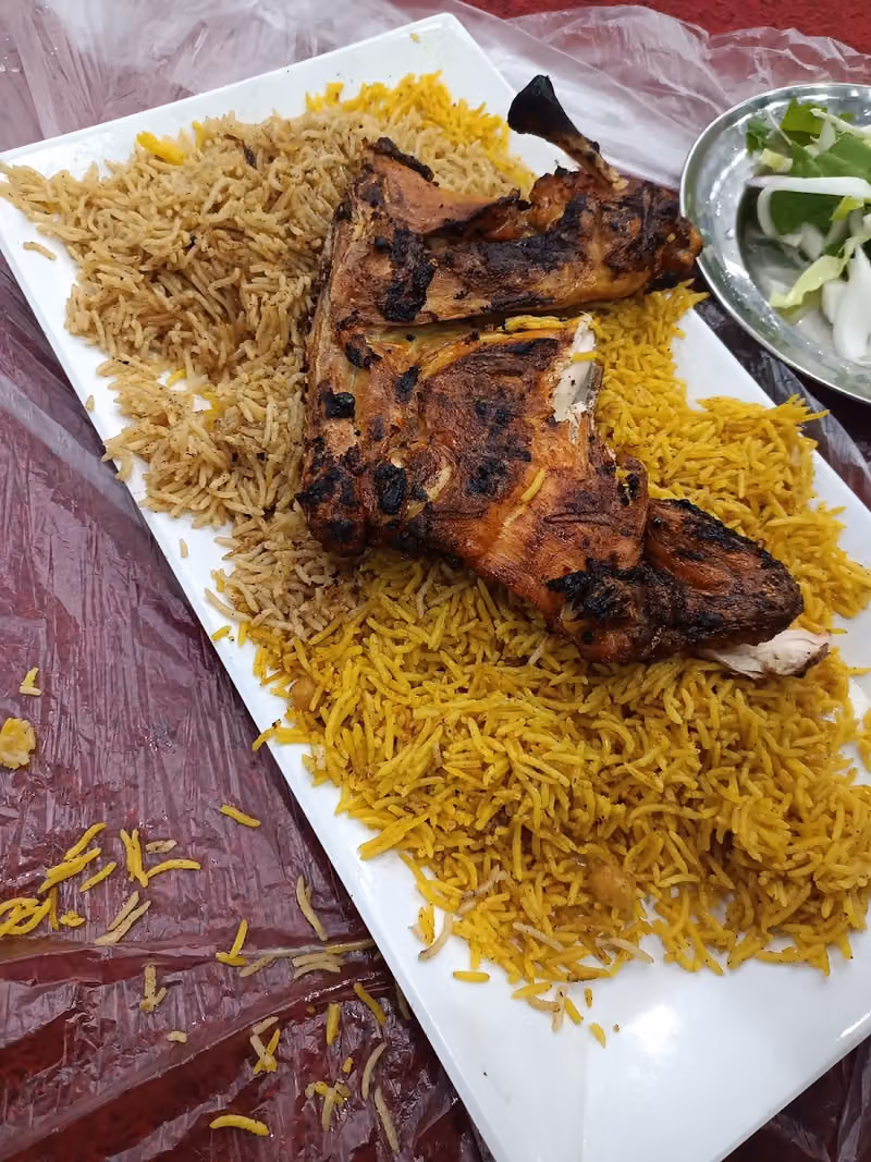 مطعم البخاري باكستاني