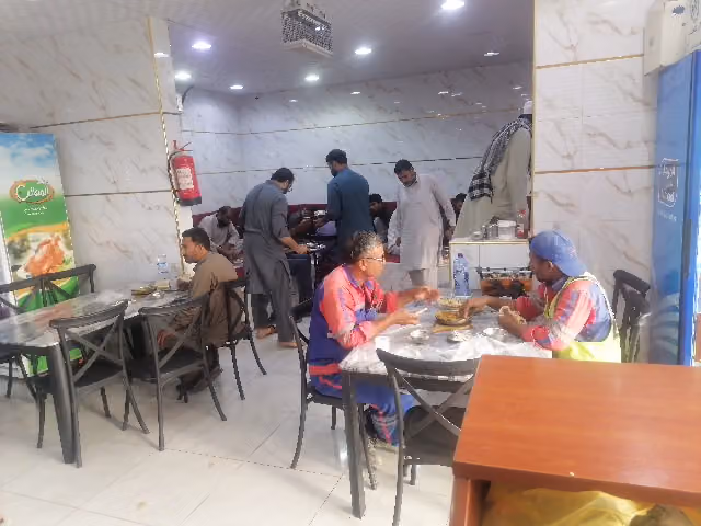 مطعم البخاری Pakistani Restaurant
