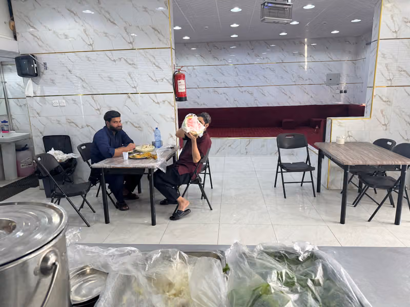 مطعم البخاری Pakistani Restaurant