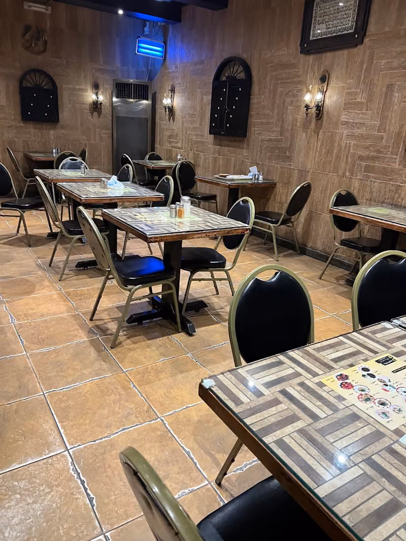 مطعم البرج الحديث