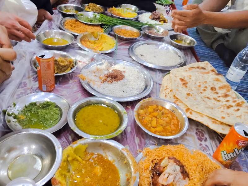 مطعم البطحاء الحديث اكلات شعبية