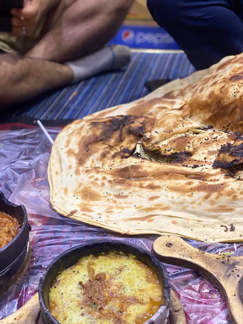 مطعم البطحاء الحديث اكلات شعبية