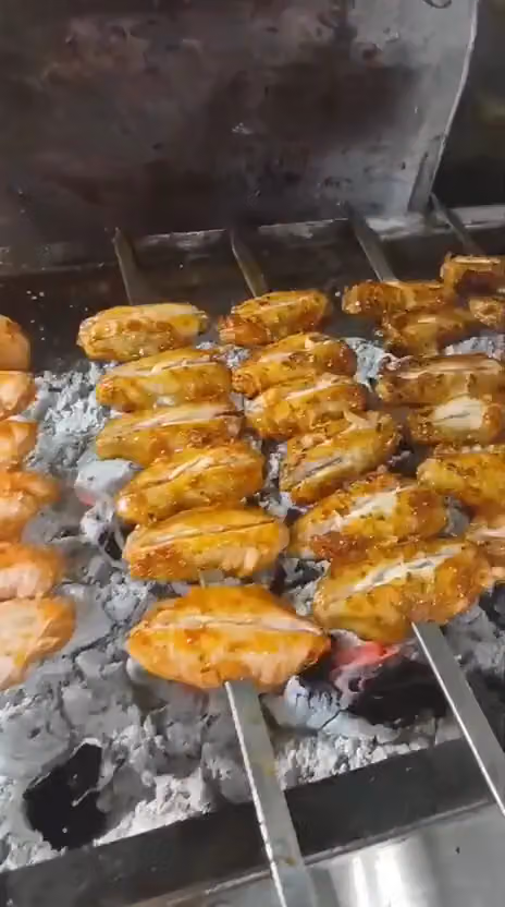 مطعم الذوق الطائر