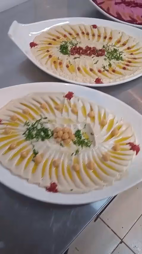 مطعم الفخار التركي ظهره لبن