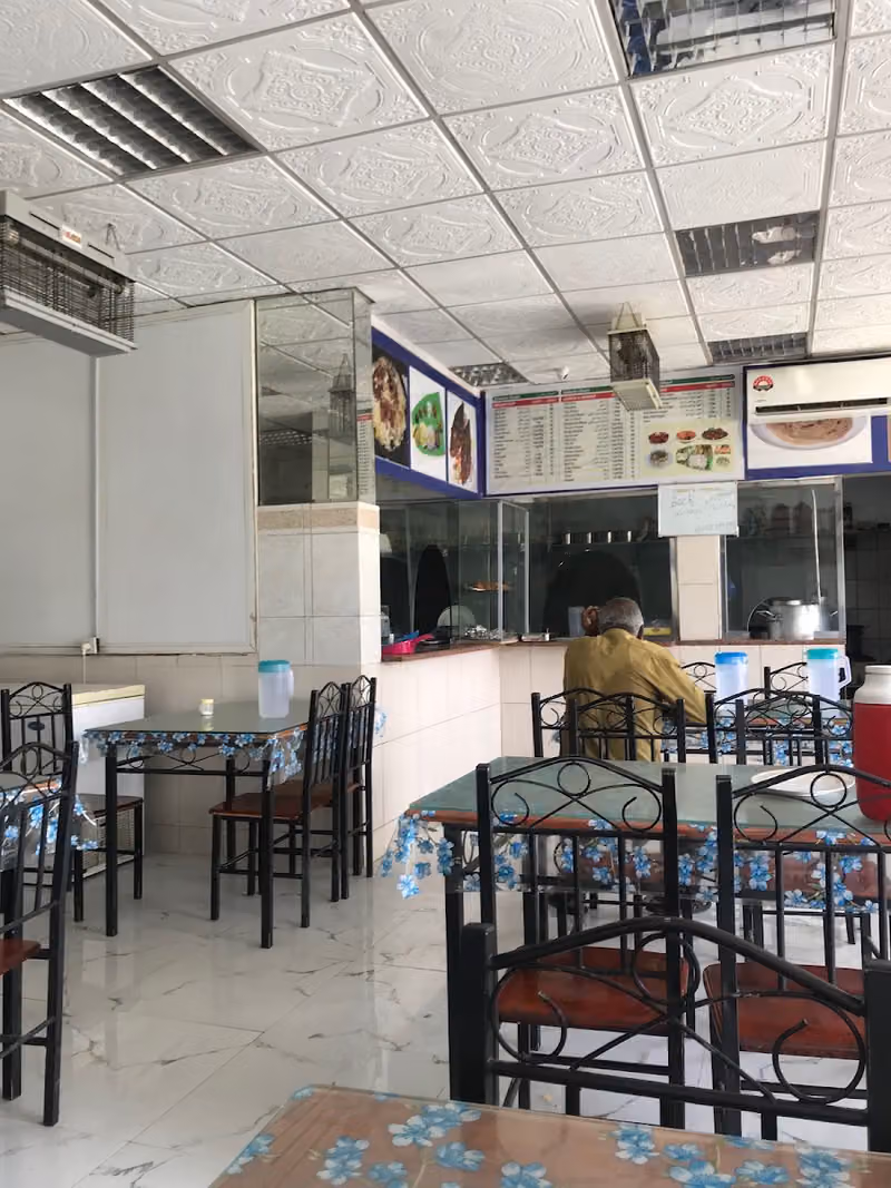 مطعم الفلفل الهندي لتقديم الوجبات
