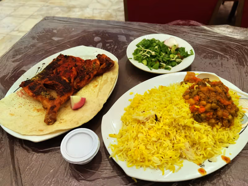مطعم الخيمة الشرقية