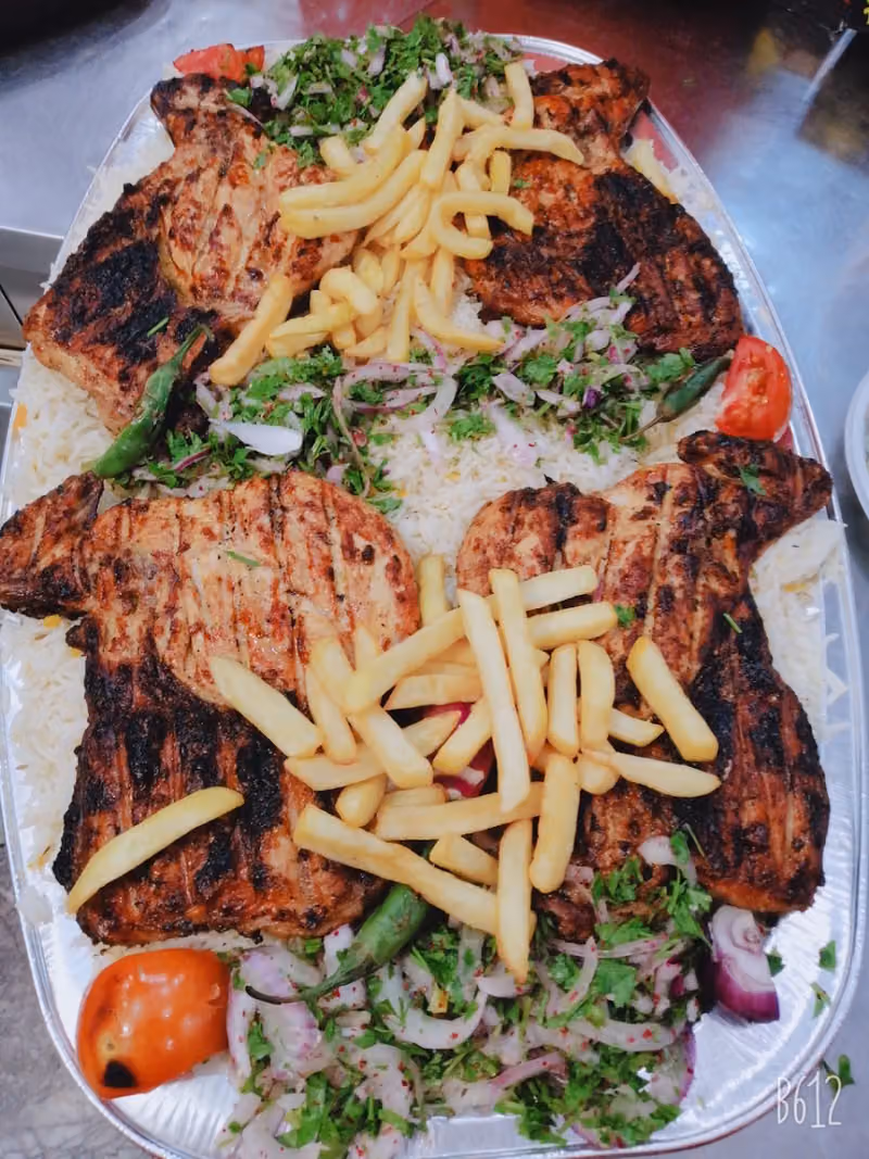 مطعم المائدة الماسية AL MAIDA AL MASIYA RESTAURANT