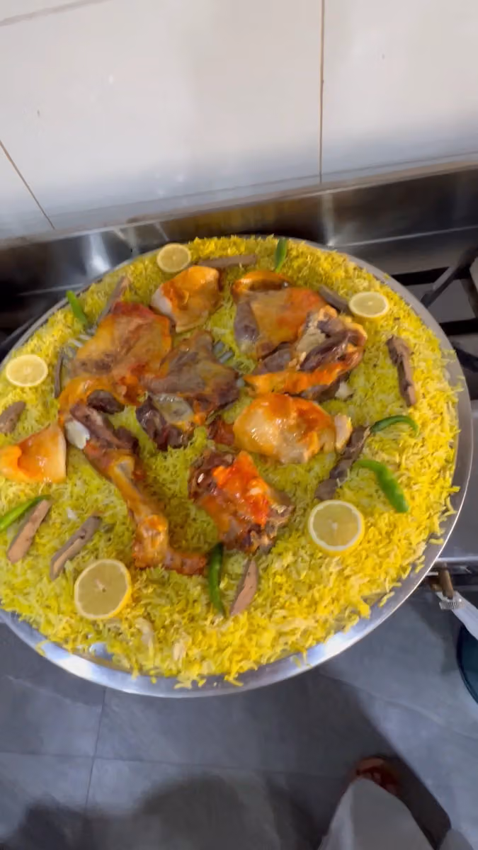 مطعم الندي
