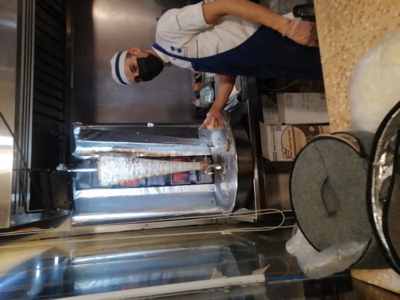 مطعم الشلال الازرق