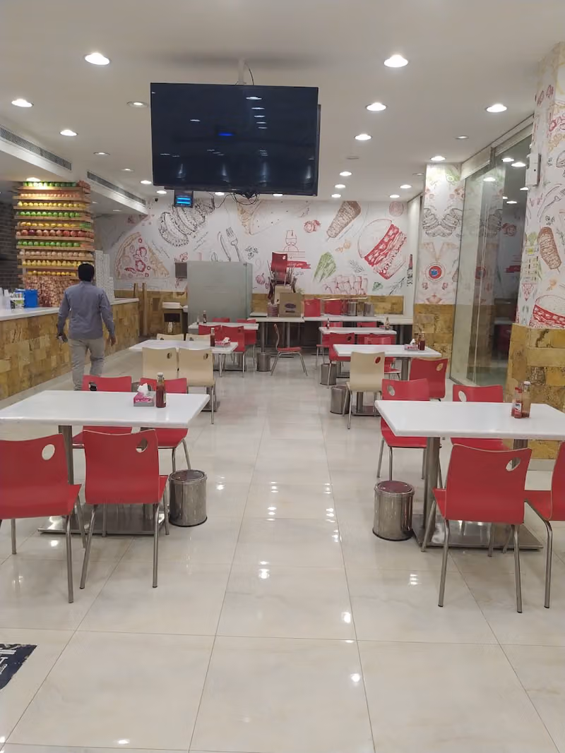 مطعم الطربوش الدمشقي