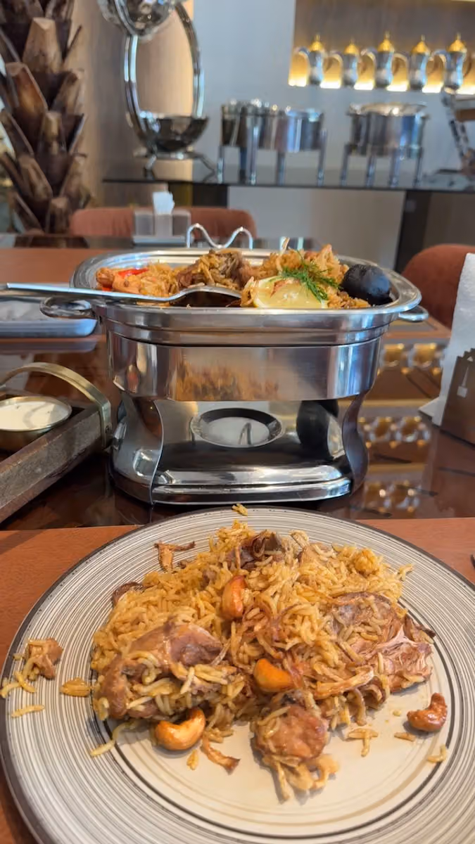 مطعم عسف
